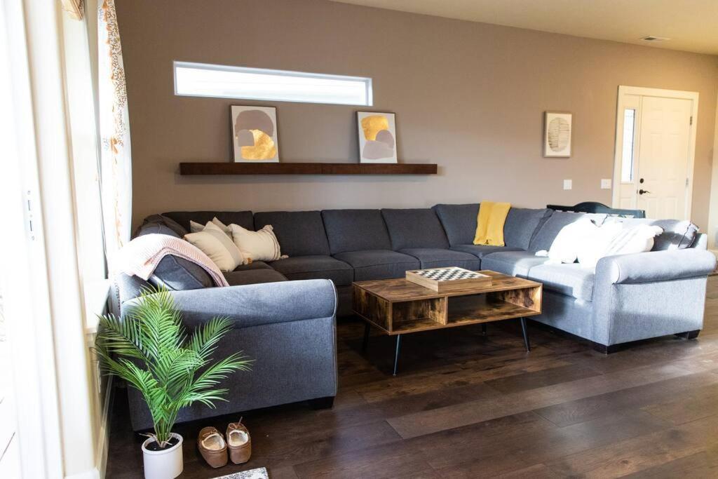 Sunserra Villa! Movie Room, Family Friendly, Bbqs, Pools, Free Golf! Quincy Екстер'єр фото
