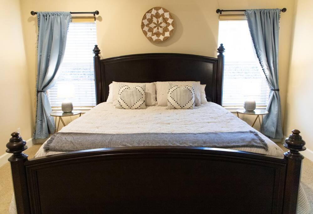 Sunserra Villa! Movie Room, Family Friendly, Bbqs, Pools, Free Golf! Quincy Екстер'єр фото