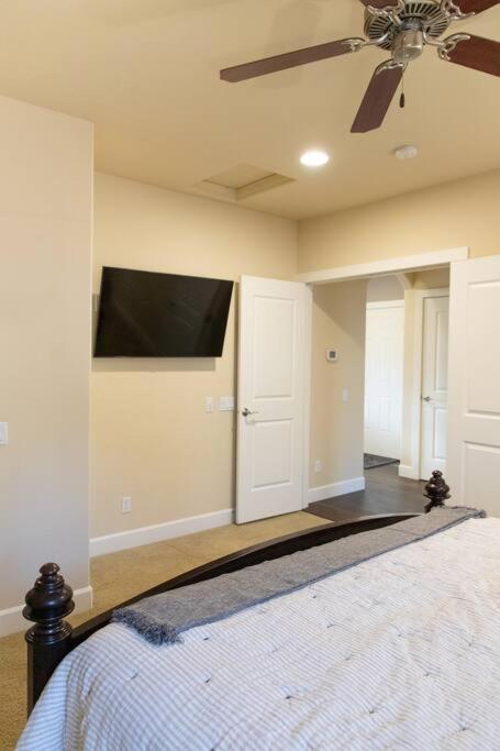 Sunserra Villa! Movie Room, Family Friendly, Bbqs, Pools, Free Golf! Quincy Екстер'єр фото